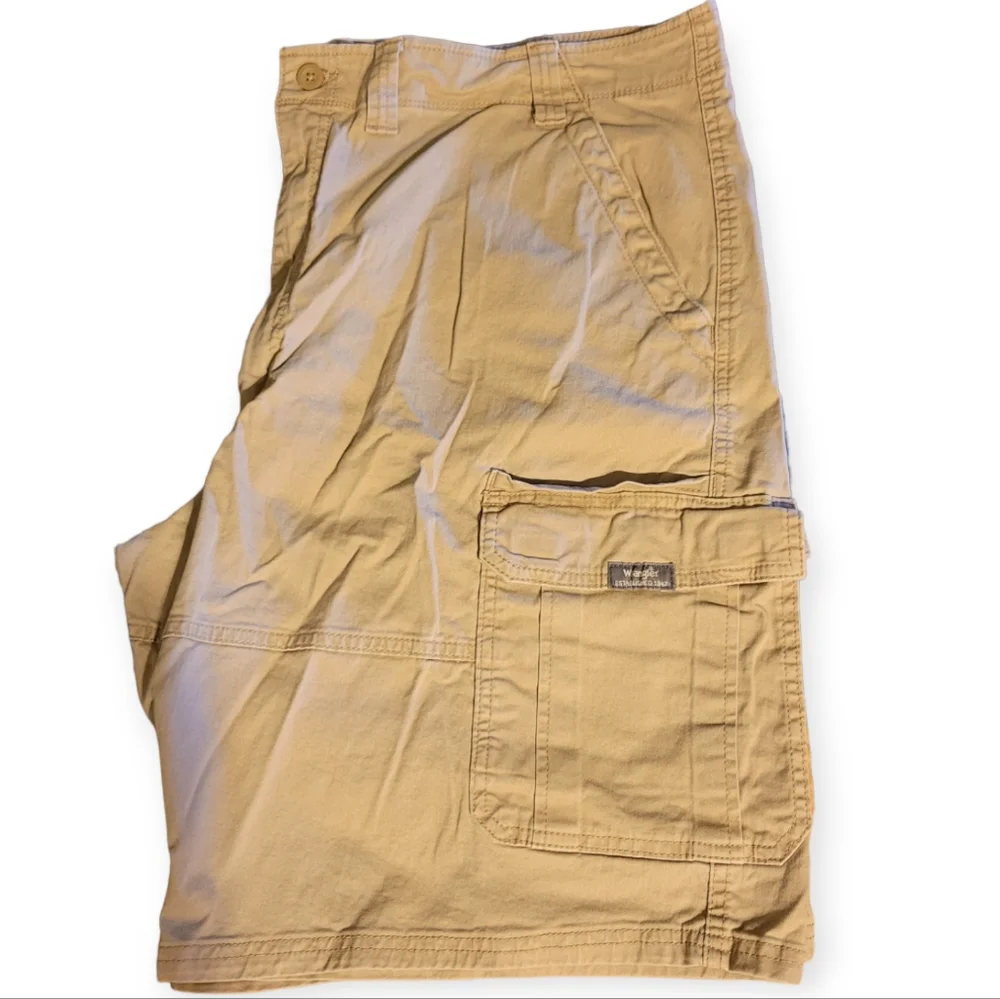 Wrangler Cargo Shorts